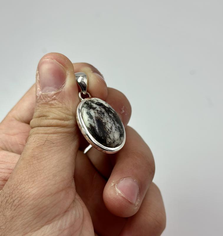 Astrofilit kristalli gümüş kolye ucu