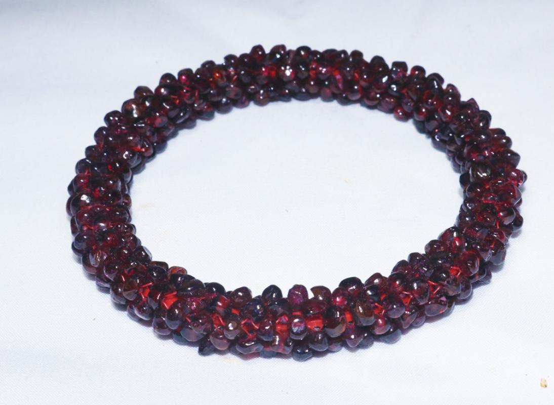 Garnet Bileklik