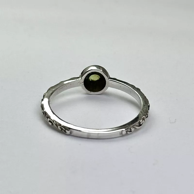 Peridot (Zebercet) Taşıdan Gümüş Yüzük