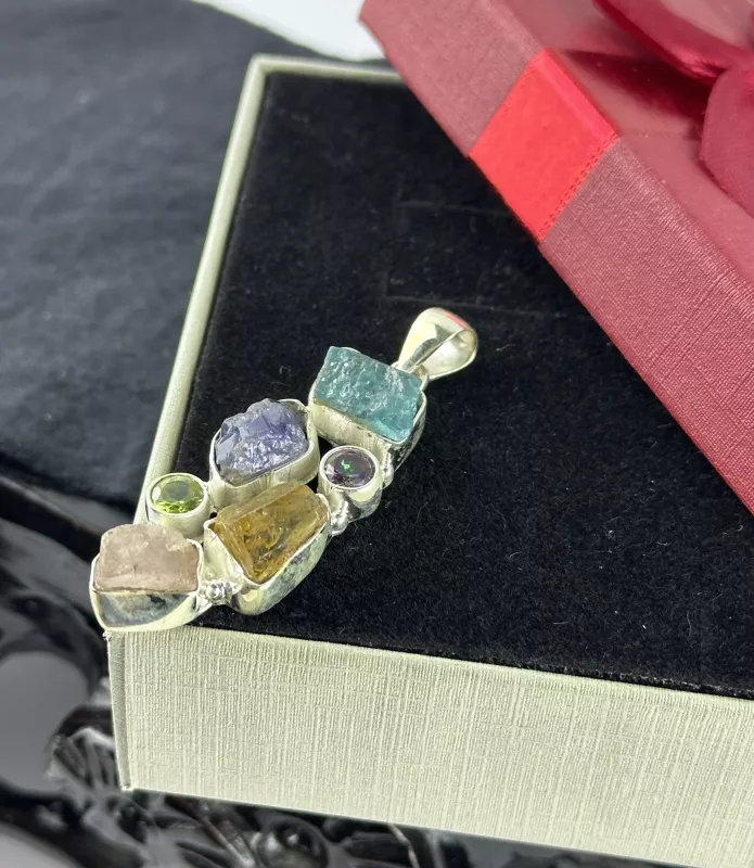 Morganit, Sitrin, Tanzanit, Topaz, Zebercet ve Mistik Topaz Gümüş Kolye Ucu