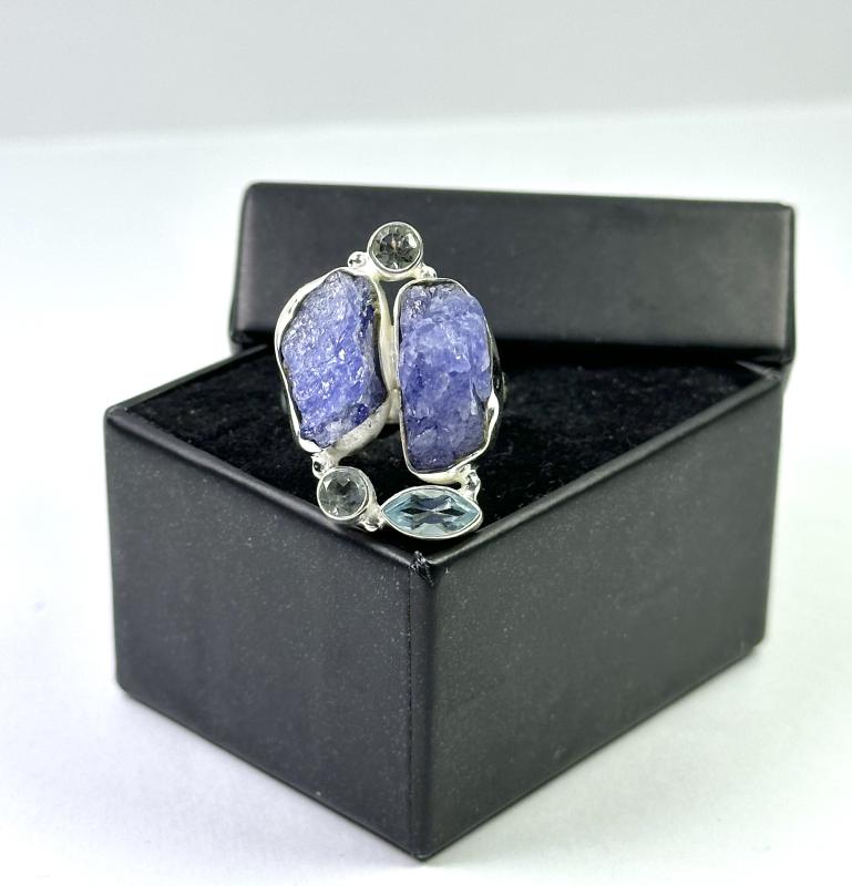 Tanzanit ve Topaz Taşlı Gümüş Yüzük