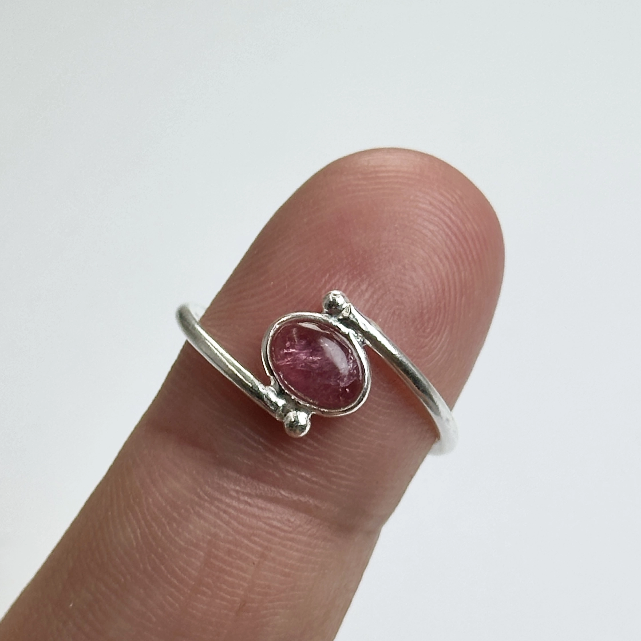 Turmalin Taşından Gümüş Yüzük
