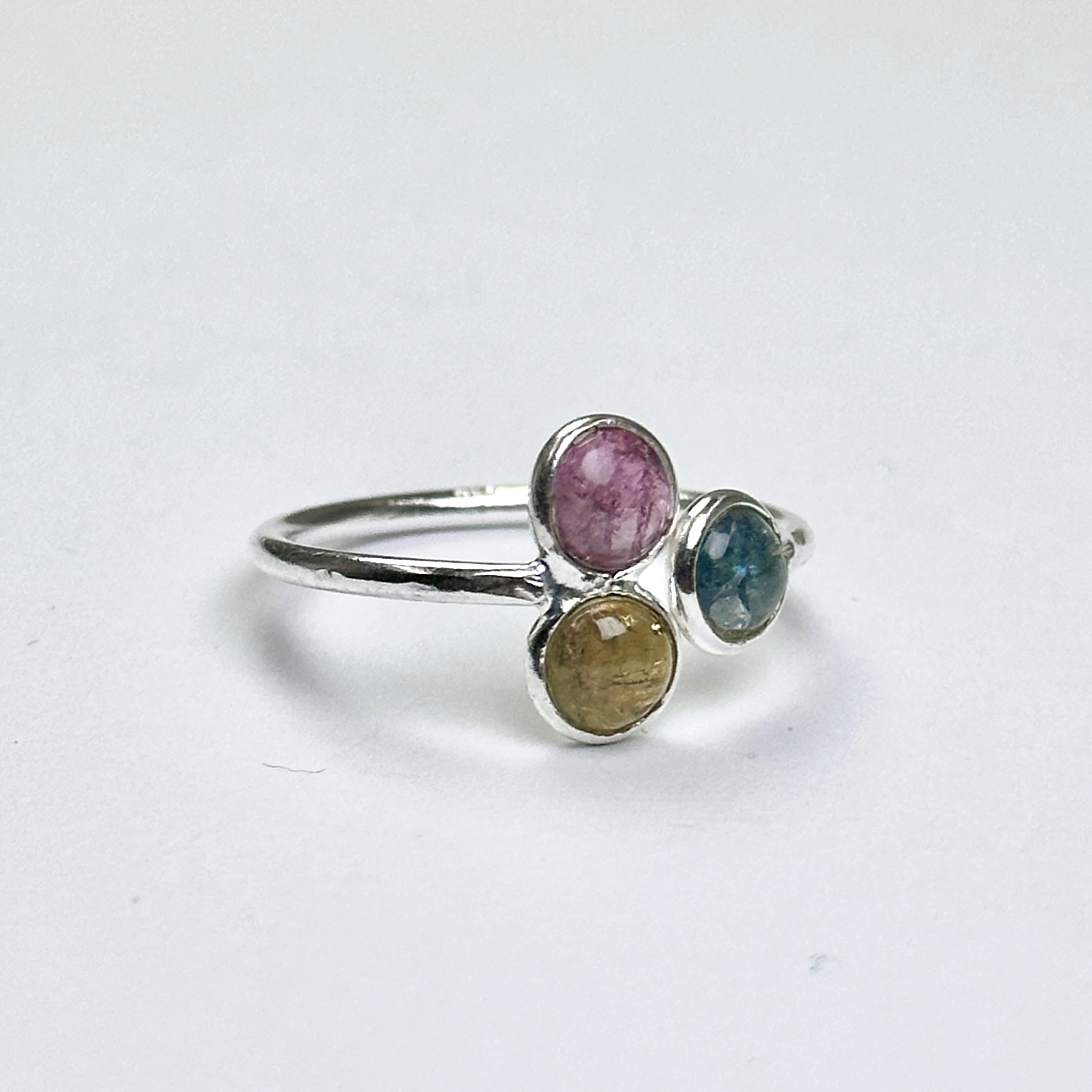 3 Turmalin Taşından Gümüş Yüzük