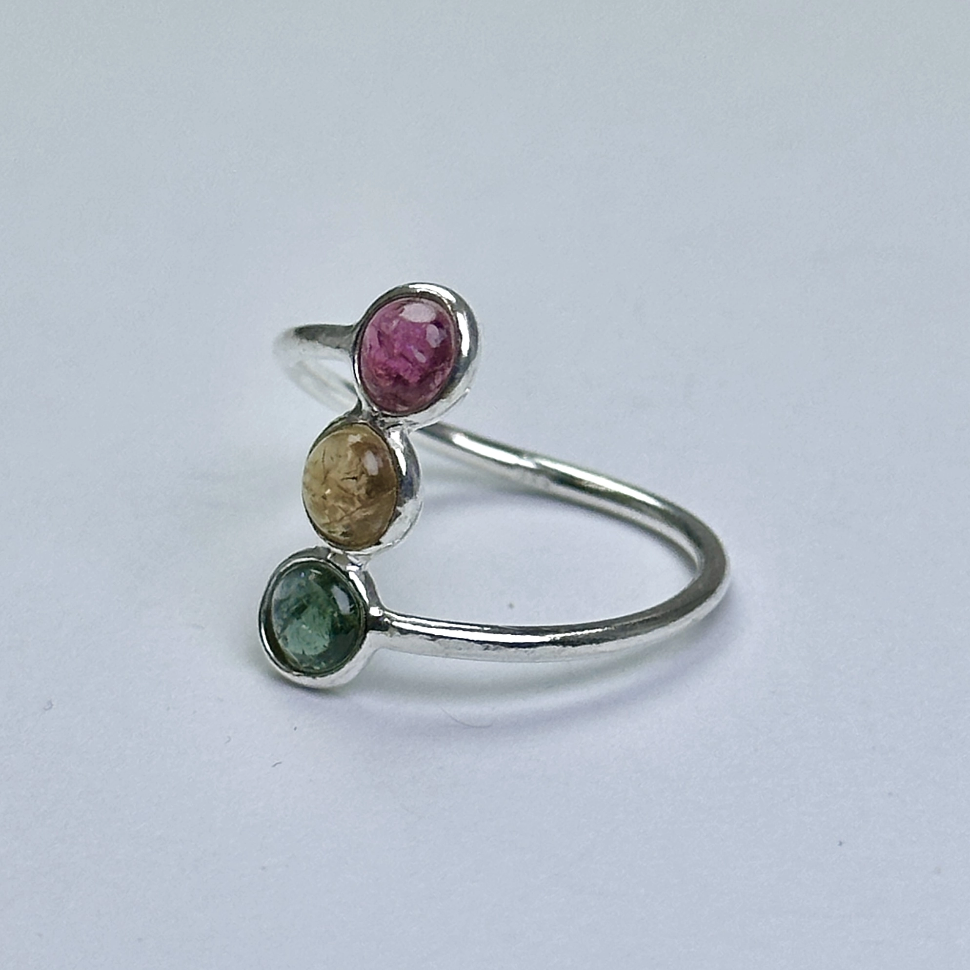 Turmalin Taşlarından Gümüşç Yüzük