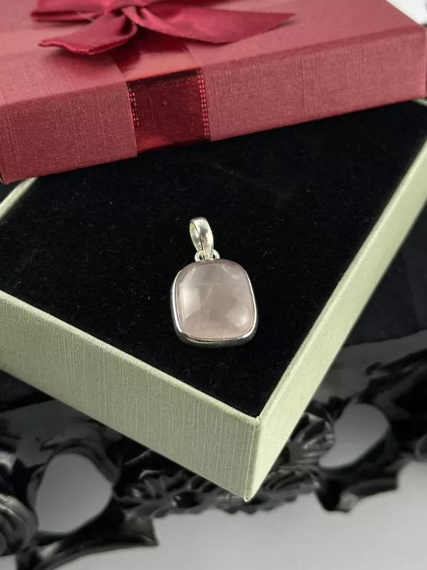 Pembe Kuvars Gümüş Kolye Ucu