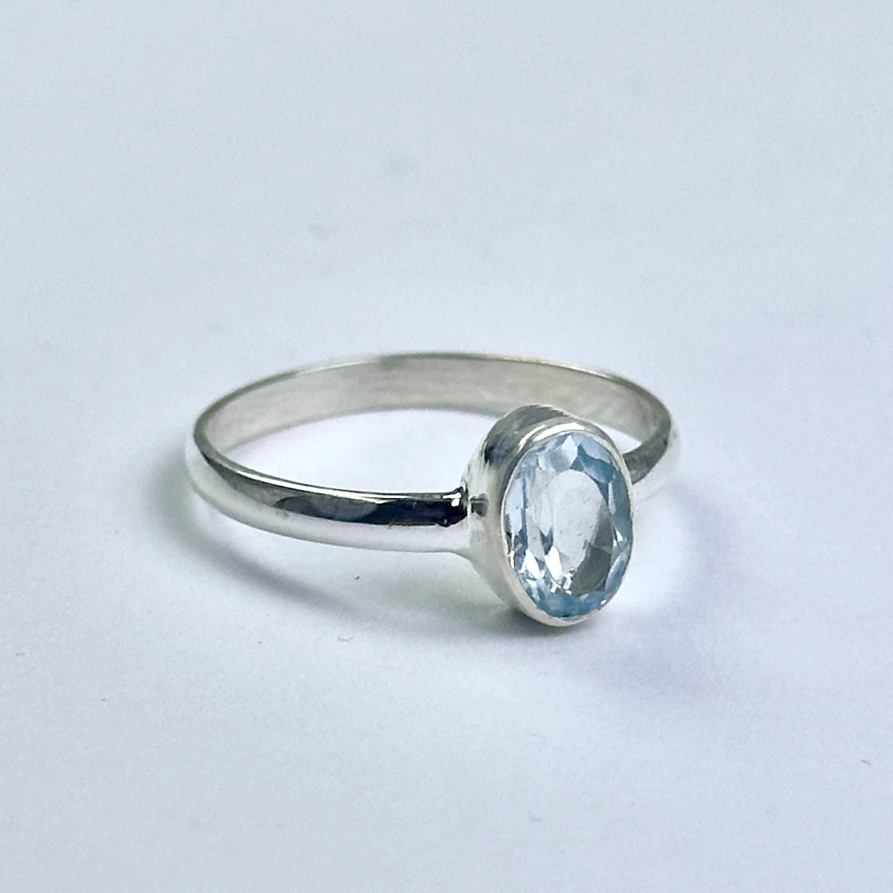 Topaz Taşından Gümüş Yüzük