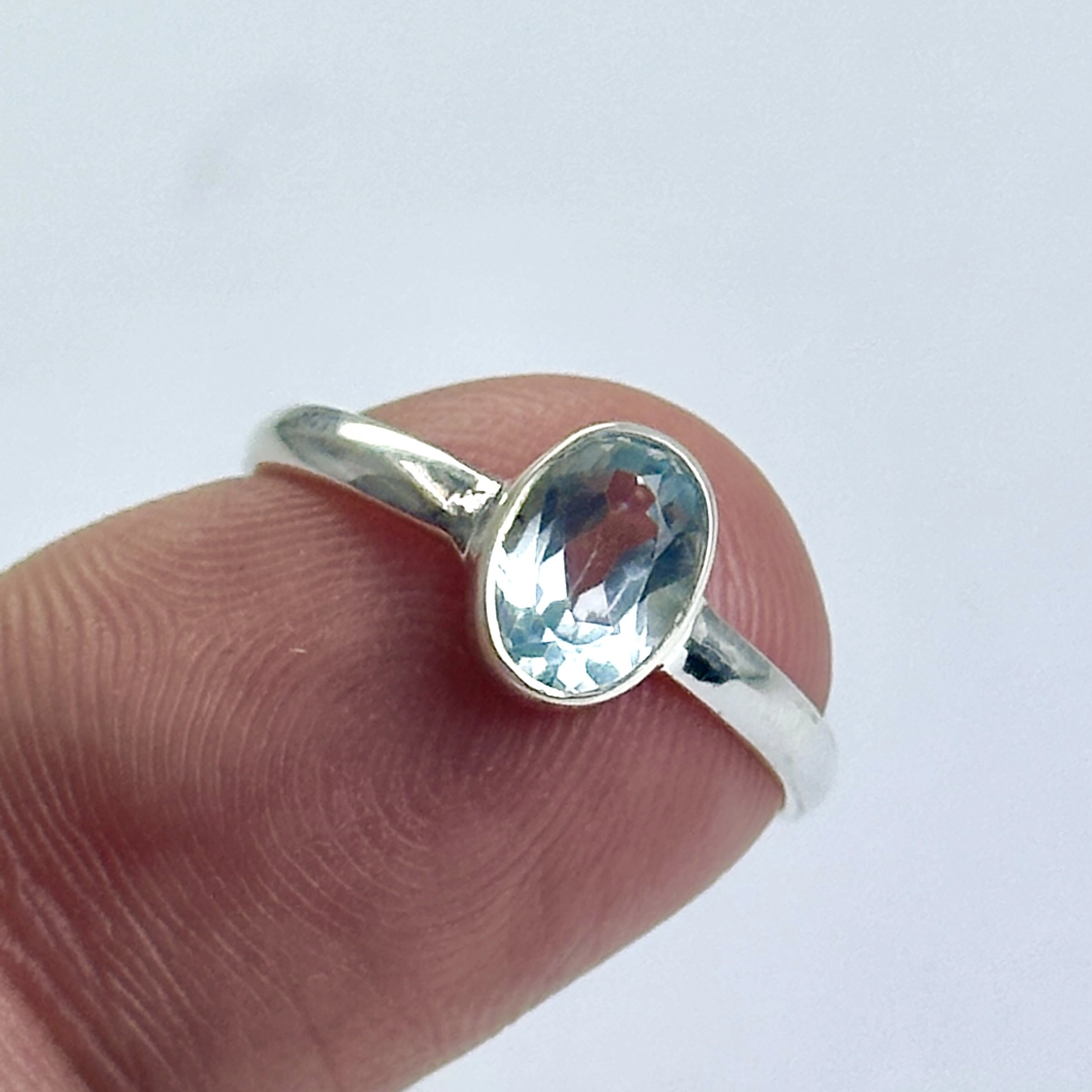 Topaz Taşından Gümüş Yüzük