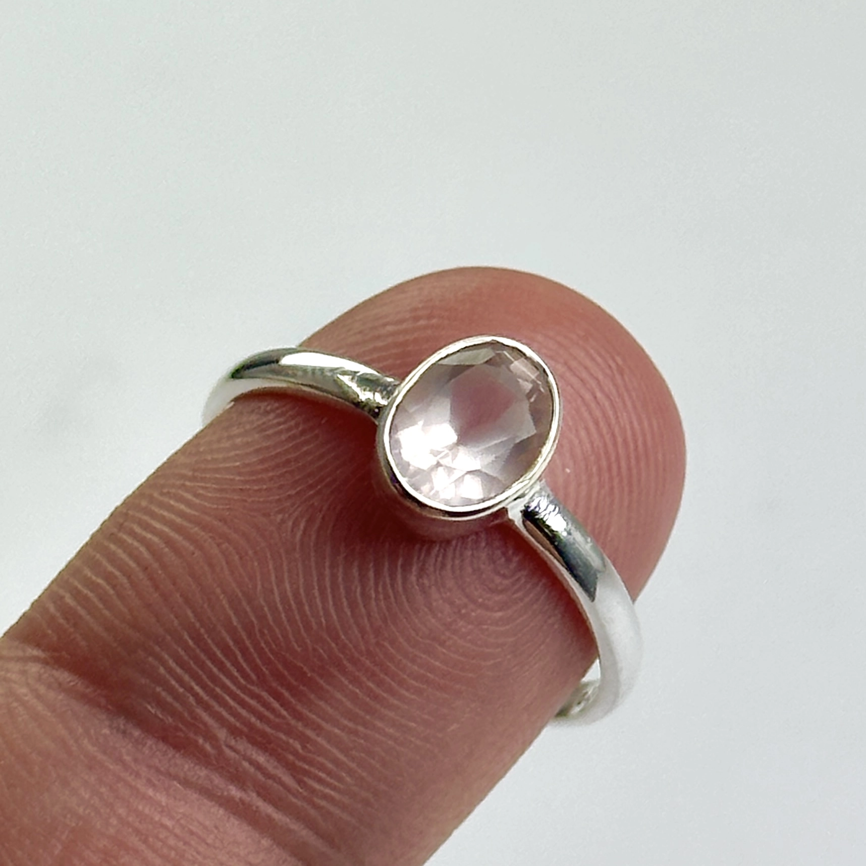 Pembe Kuvars Taşından Gümüş Yüzük