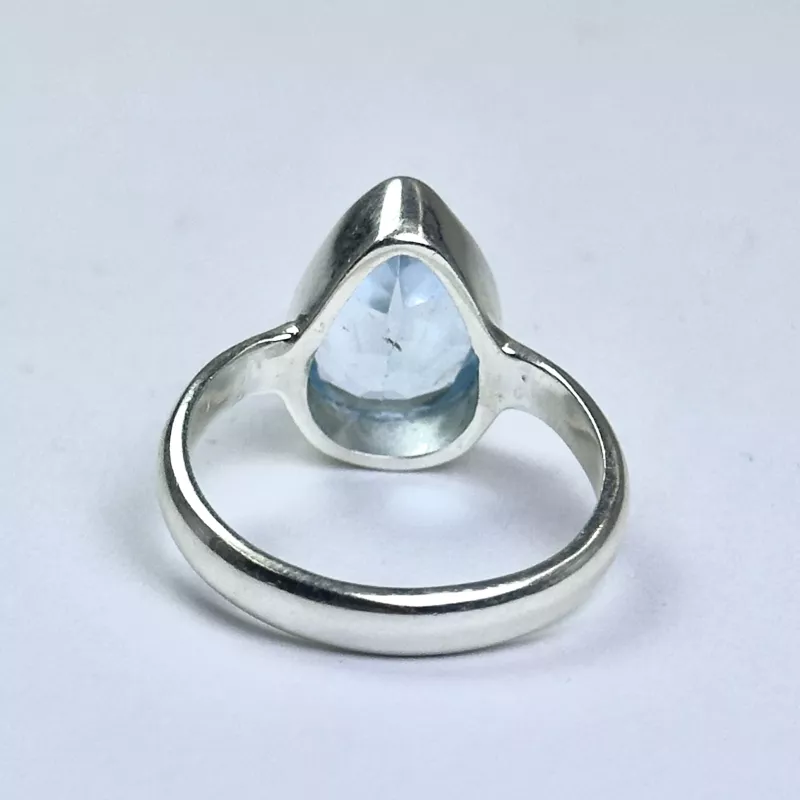 Topaz Taşından Gümüş Yüzük