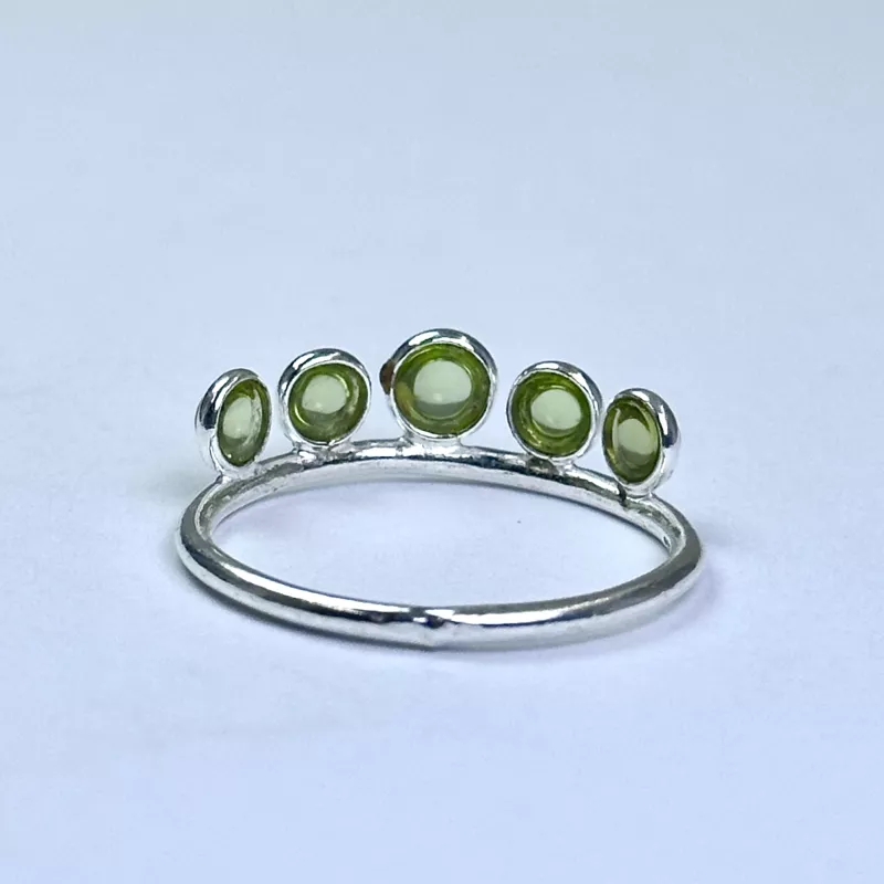 Beş Peridot(Zebercet) Taşlı Gümüş Yüzük
