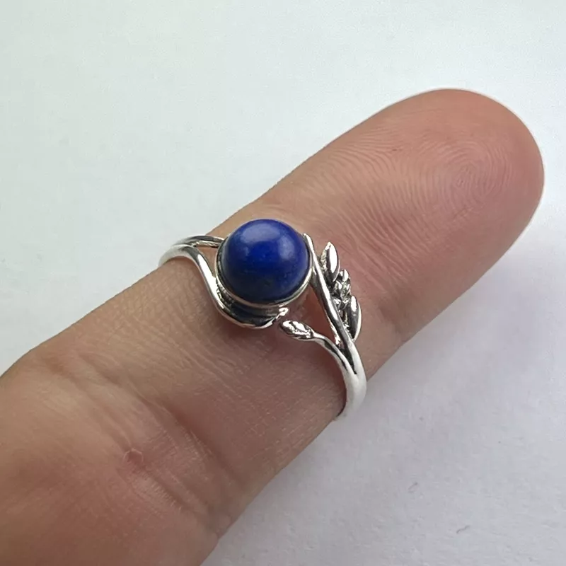 Lapis Taşından Gümüş Yüzük