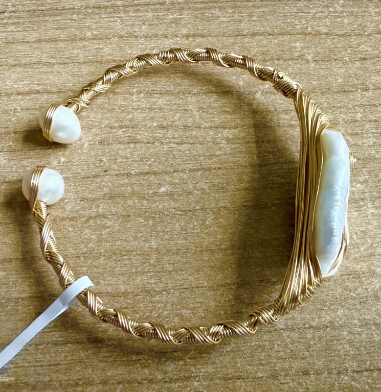 Barok  İncili  Bileklik