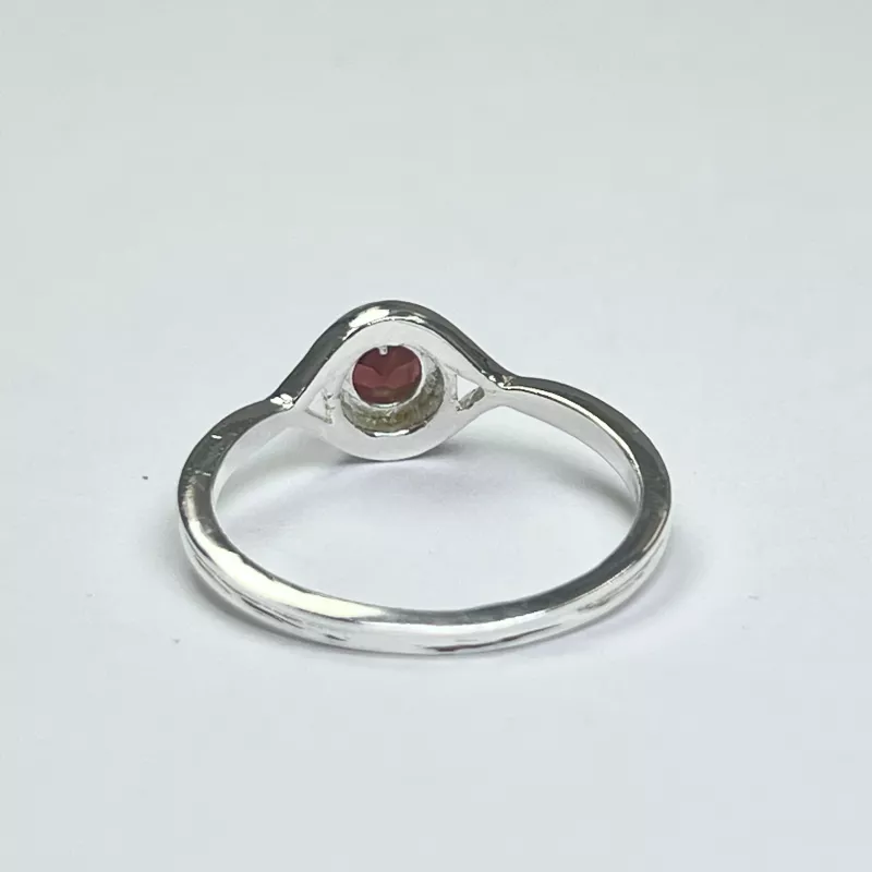 Lal (Garnet) Taşından Gümüş Yüzük