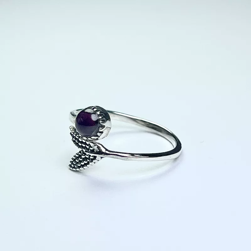 Lal (Garnet) Taşından Gümüş Yüzük
