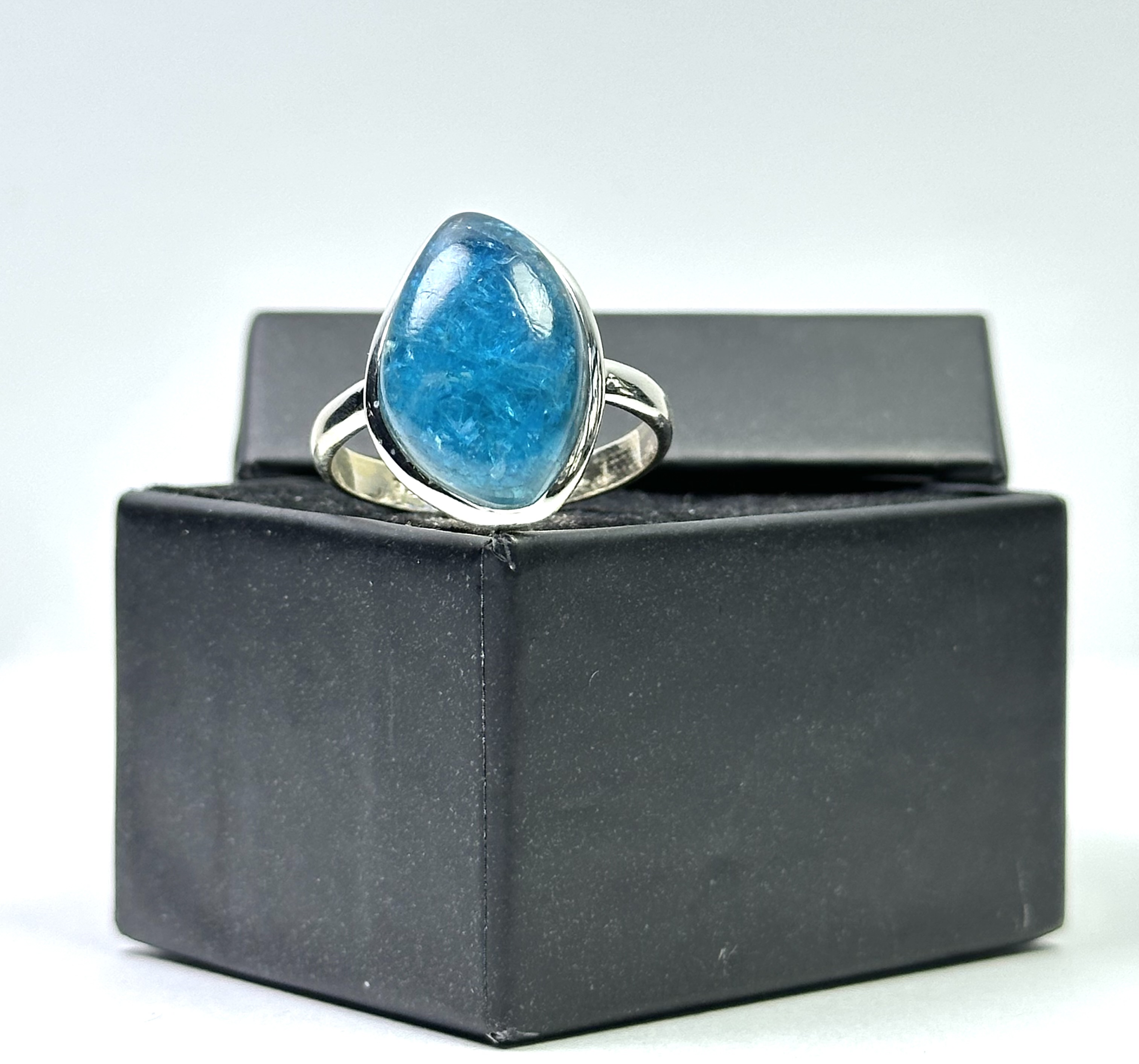 Apatit Gümüş Yüzük