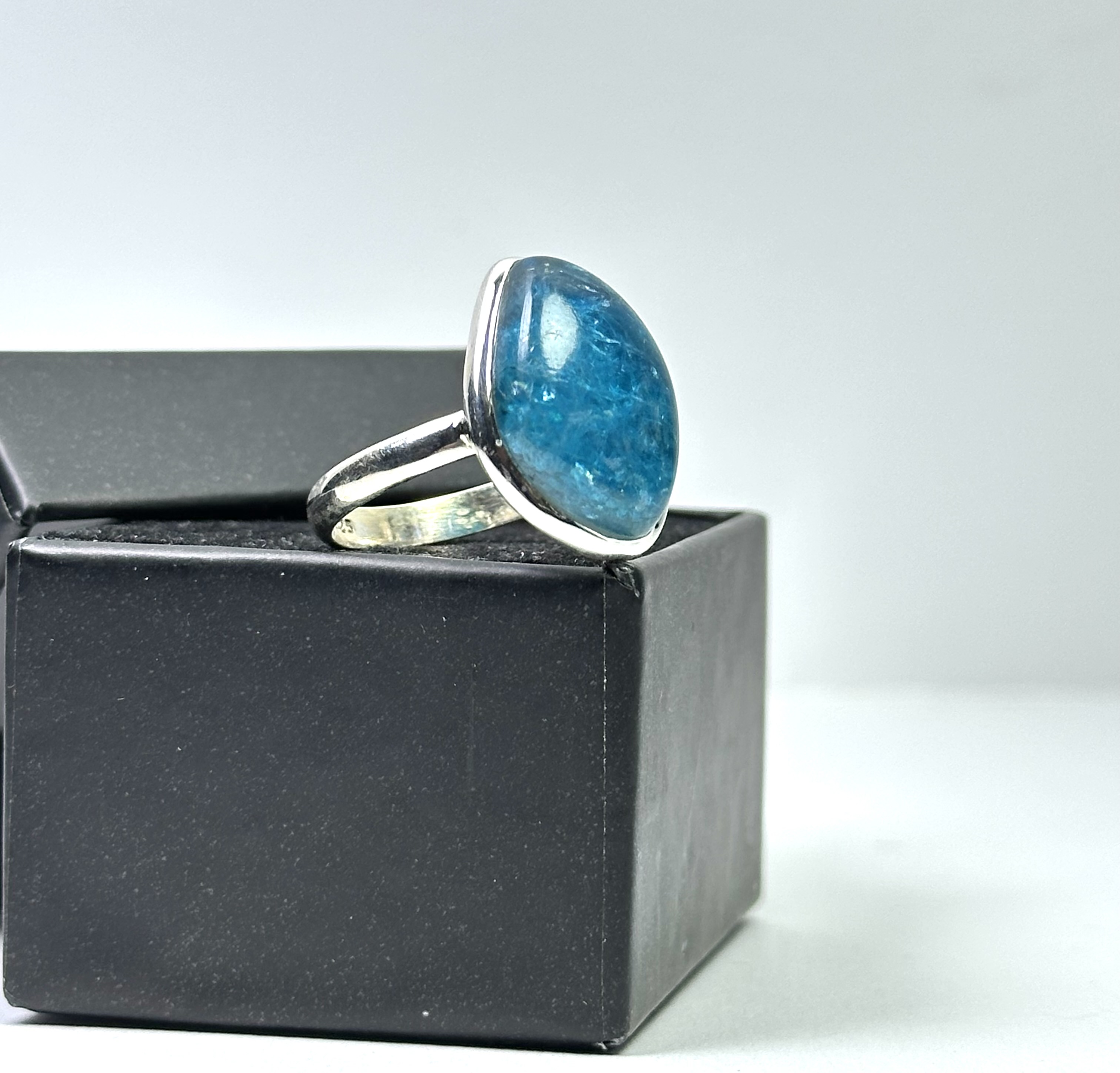 Apatit Gümüş Yüzük