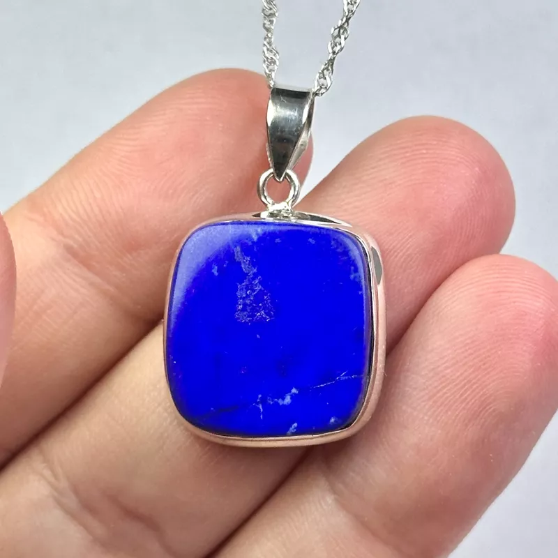 Lapis Taşından Gümüş Kolye Ucu