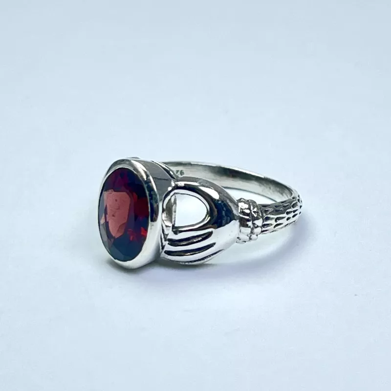 Lal(Garnet) Taşından Gümüş Yüzük