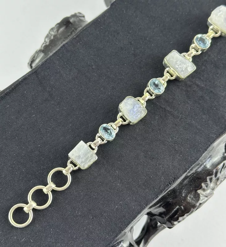 Aytaşı ve Topaz Gümüş Bileklik
