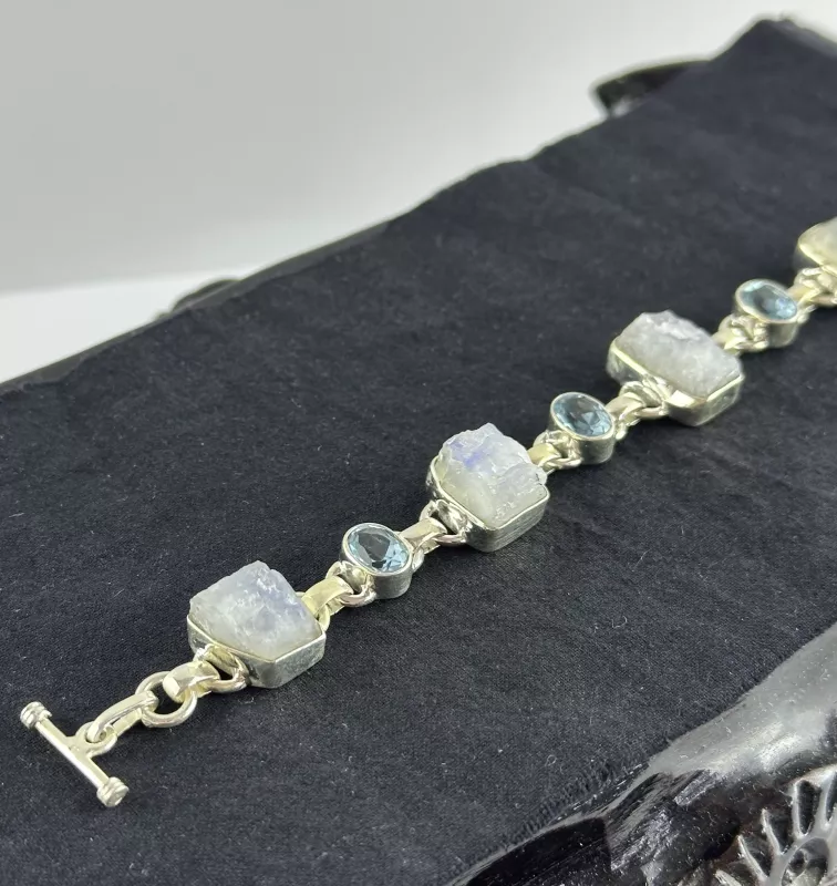Aytaşı ve Topaz Gümüş Bileklik