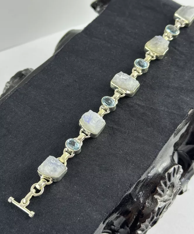 Aytaşı ve Topaz Gümüş Bileklik