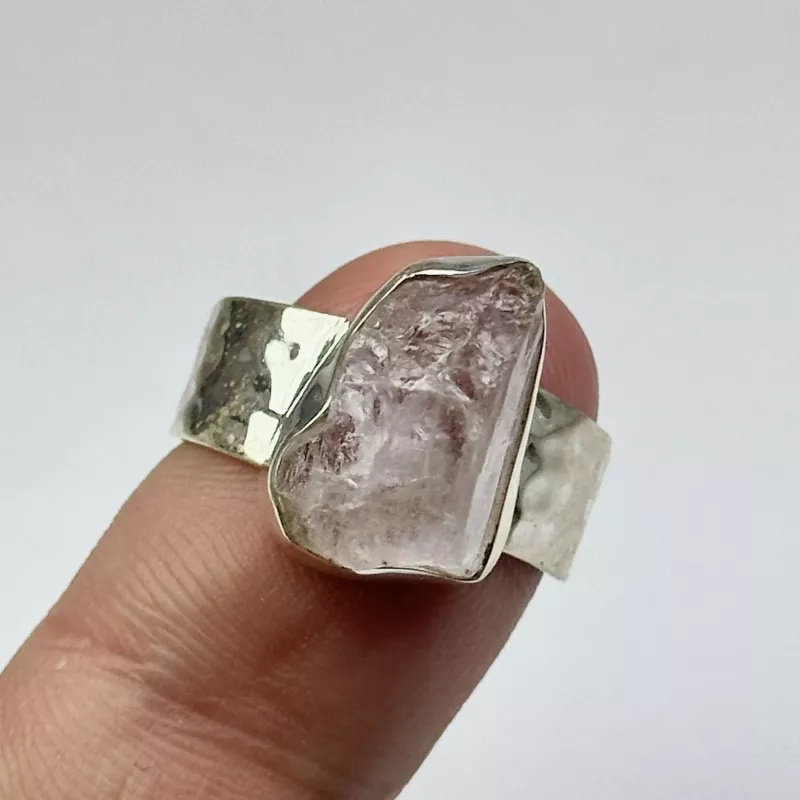 Ham Pembe Kuvars Taşılı Gümüş Yüzük
