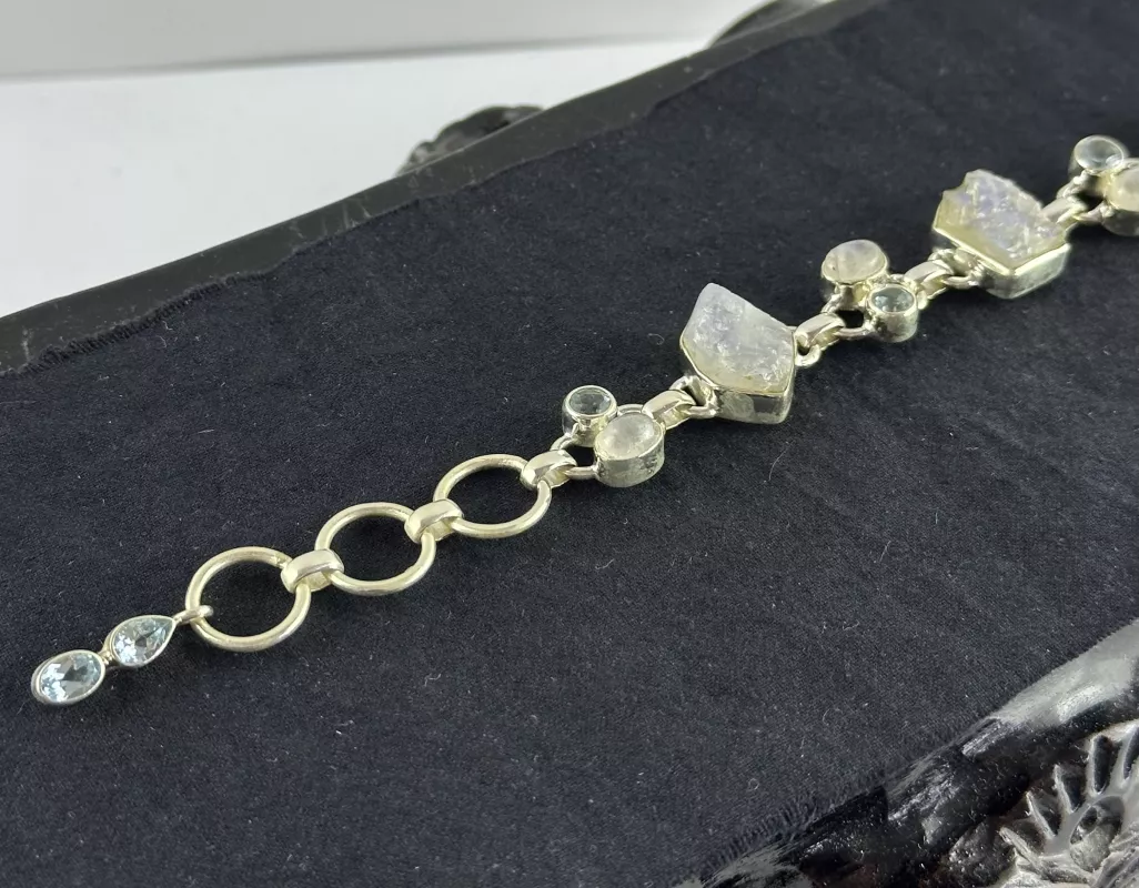 Aytaşı ve Topaz Gümüş Bileklik
