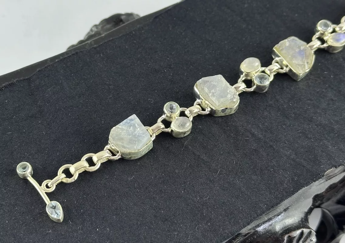 Aytaşı ve Topaz Gümüş Bileklik