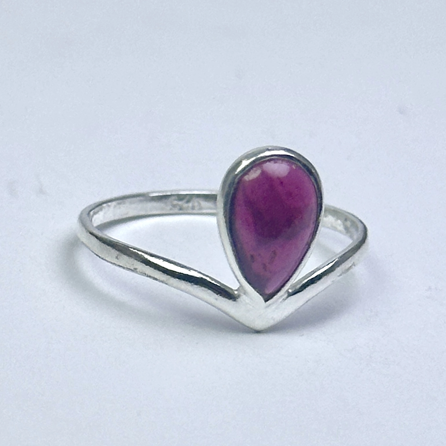 Lal(Garnet) Taşından Gümüş Yüzük