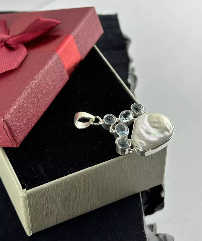 Topaz ve Barok İnci Gümüş Kolye Ucu