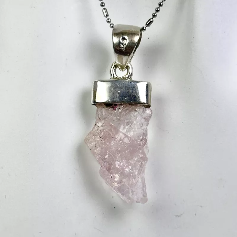 Morganit (Pembe beril) Taşından Gümüş Kolye Ucu