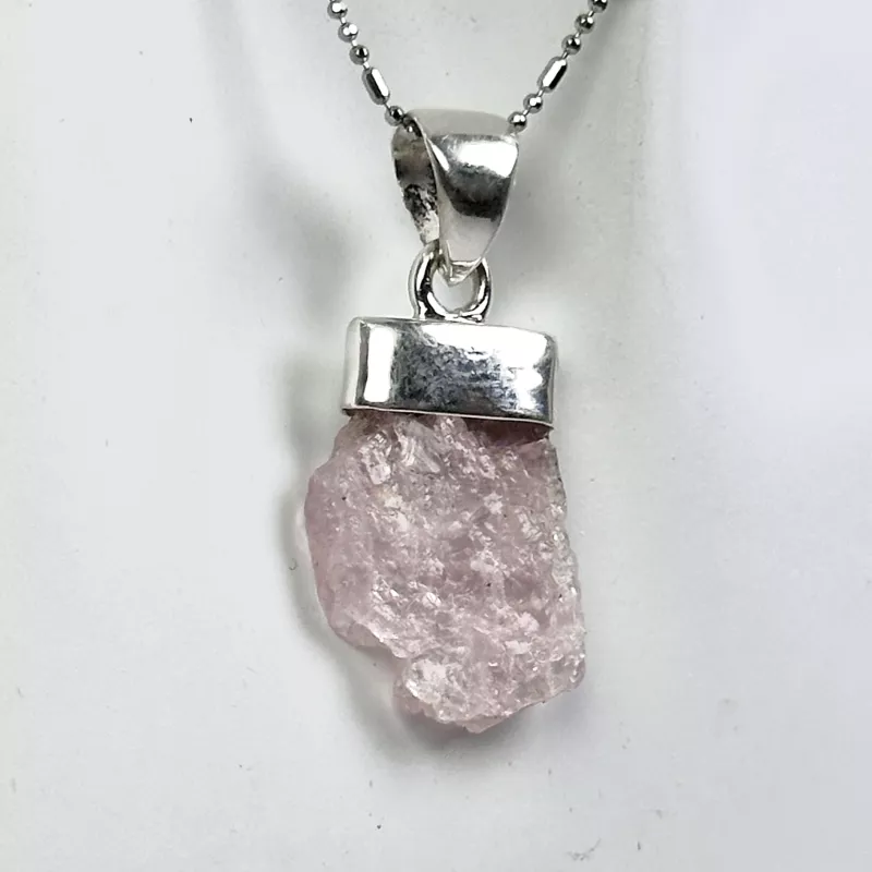 Morganit (=Pembe Beril) Taşından Gümüş Kolye Ucu