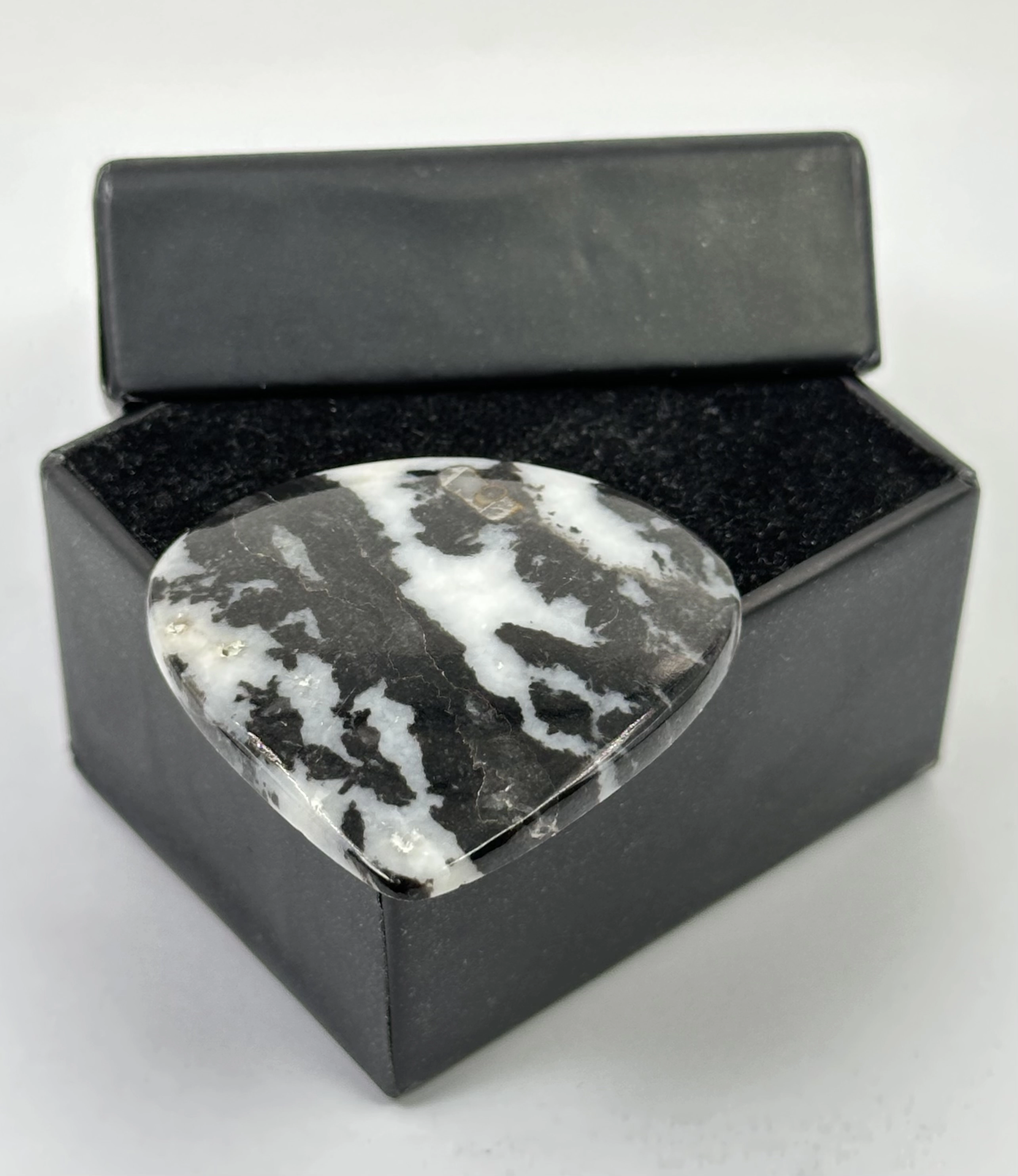 Zebra Jasper Taşından Kaboşon
