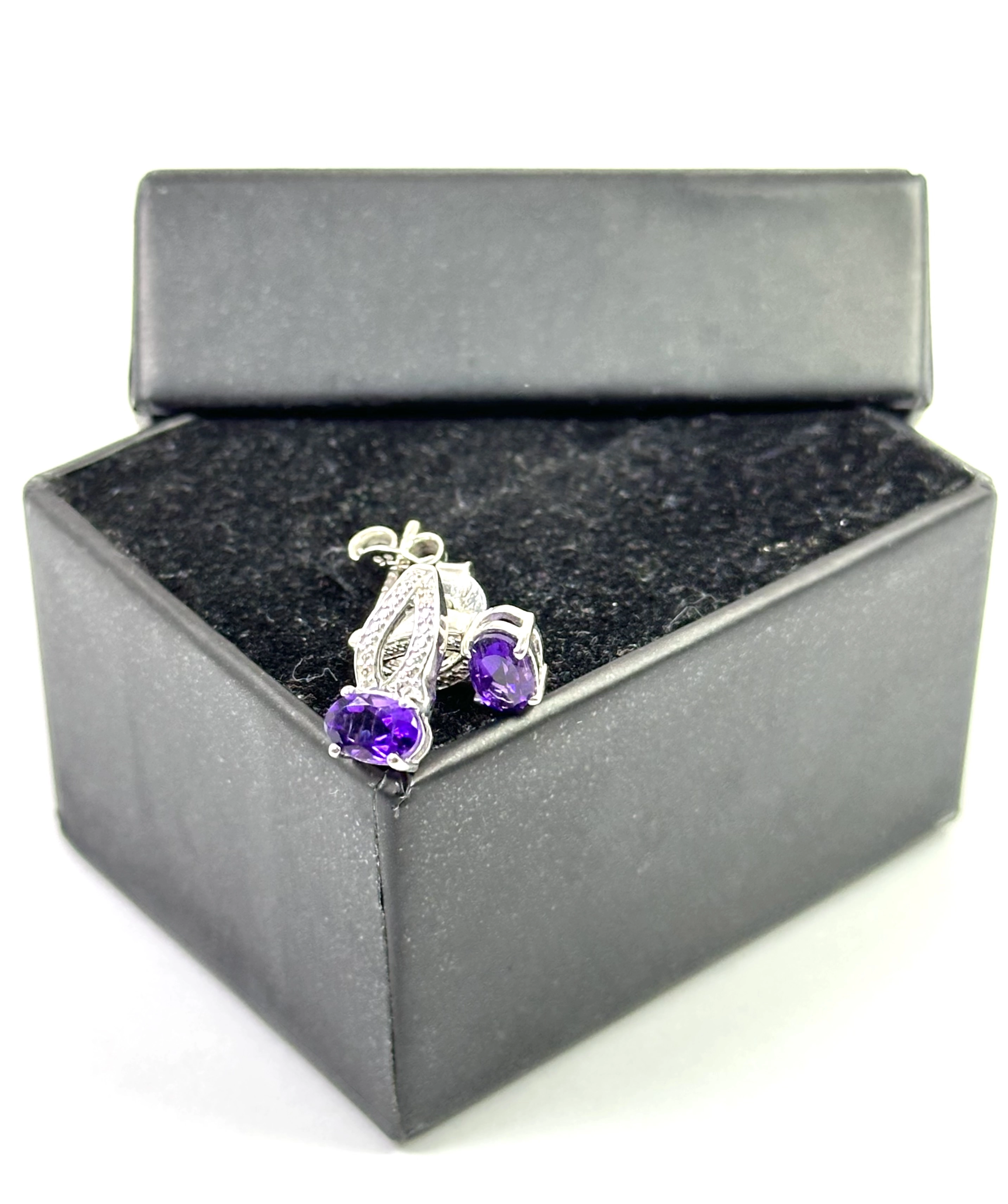 Ametist Taşlı Zarif Gümüş Küpe