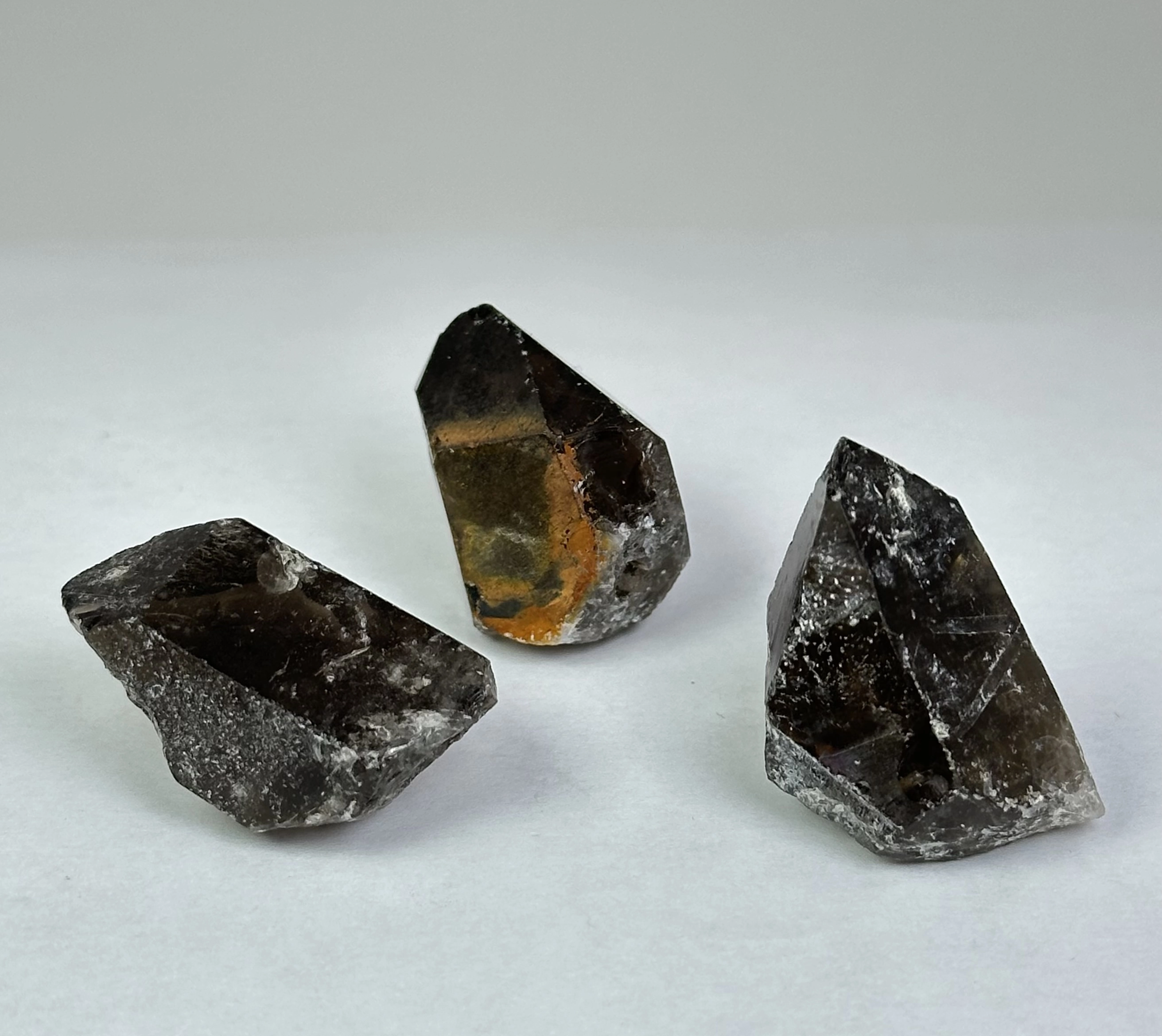 Ham Dumanlı Kuvars Diş