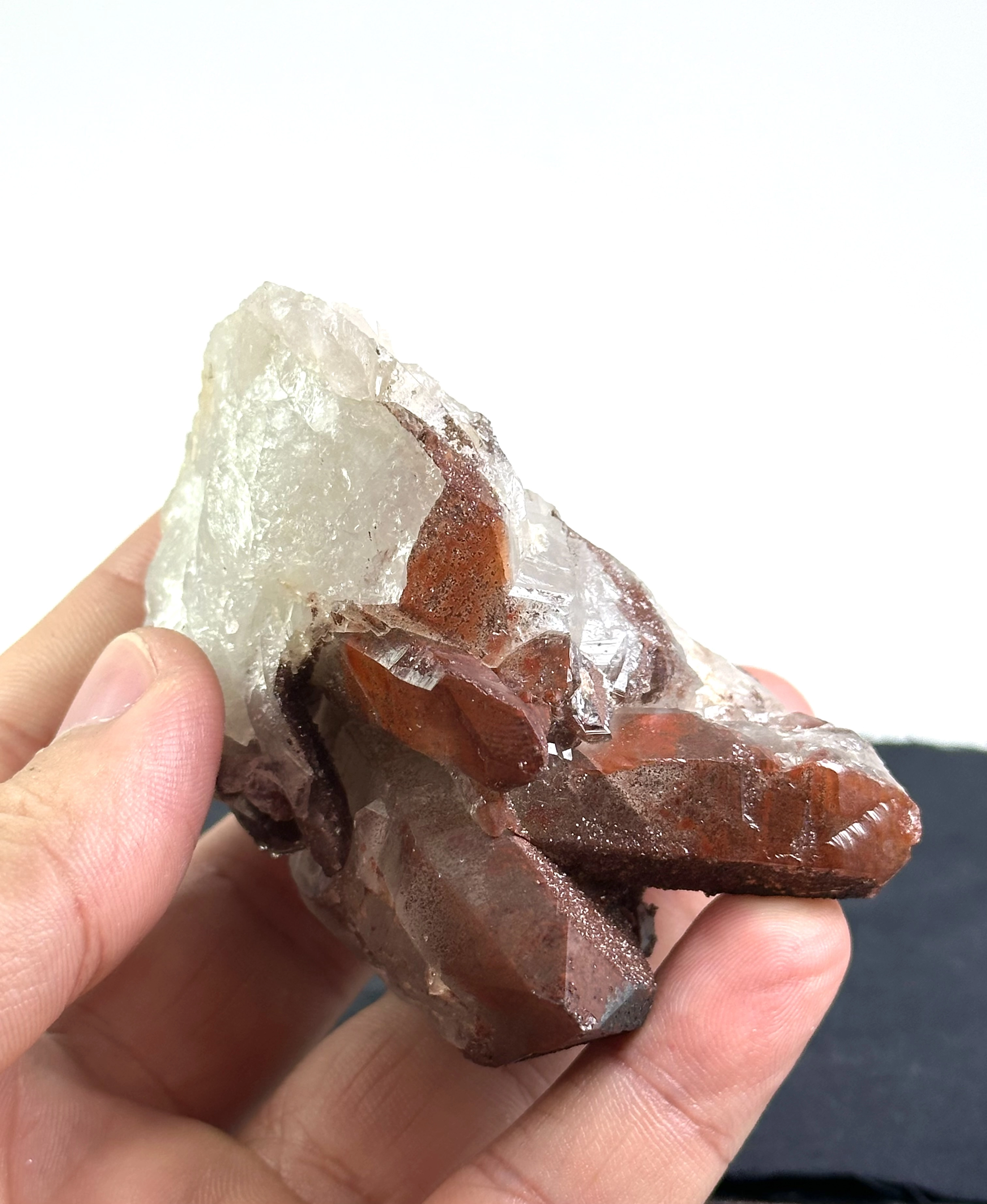 Hematitli Kuvars Kütle (Kızıl Kuvars)