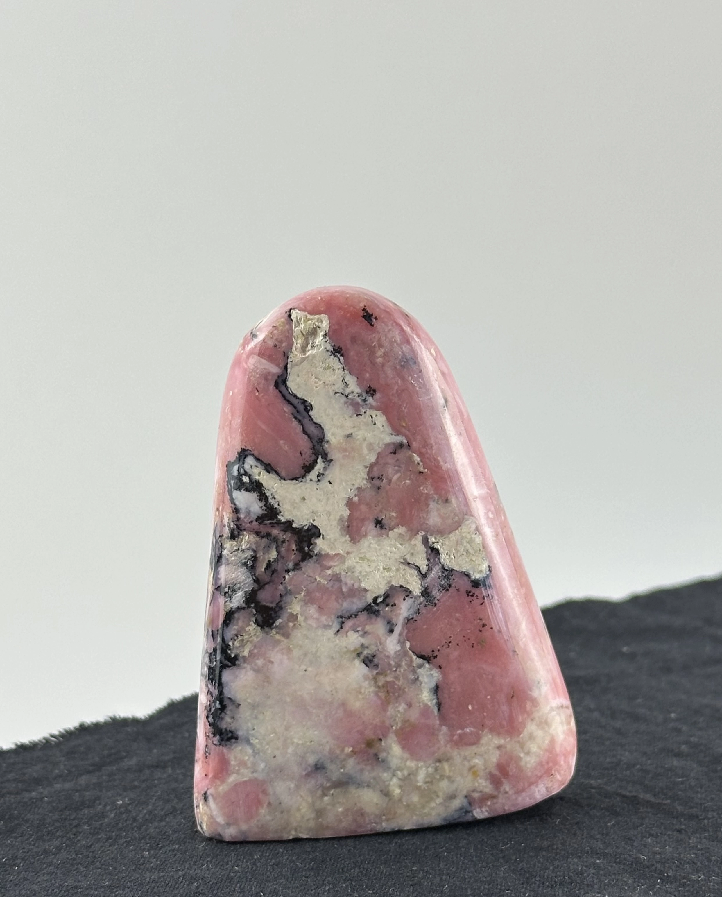 Pembe Opal