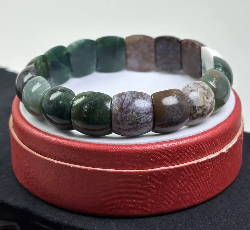 Hint Akiği Taşından Rolex Bileklik