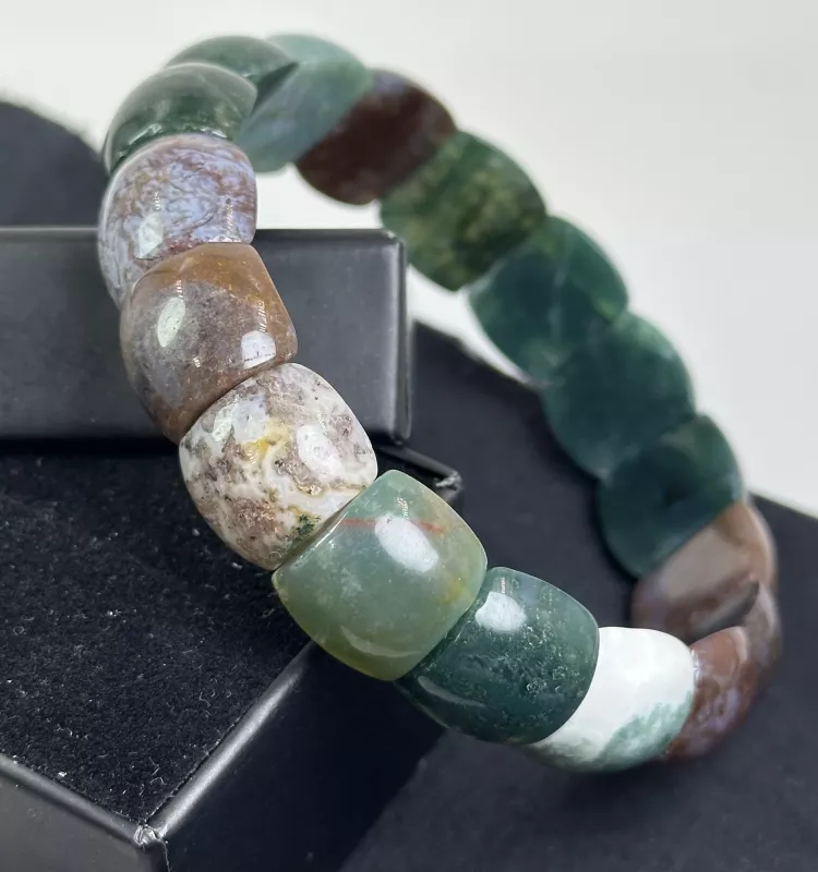Hint Akiği Taşından Rolex Bileklik