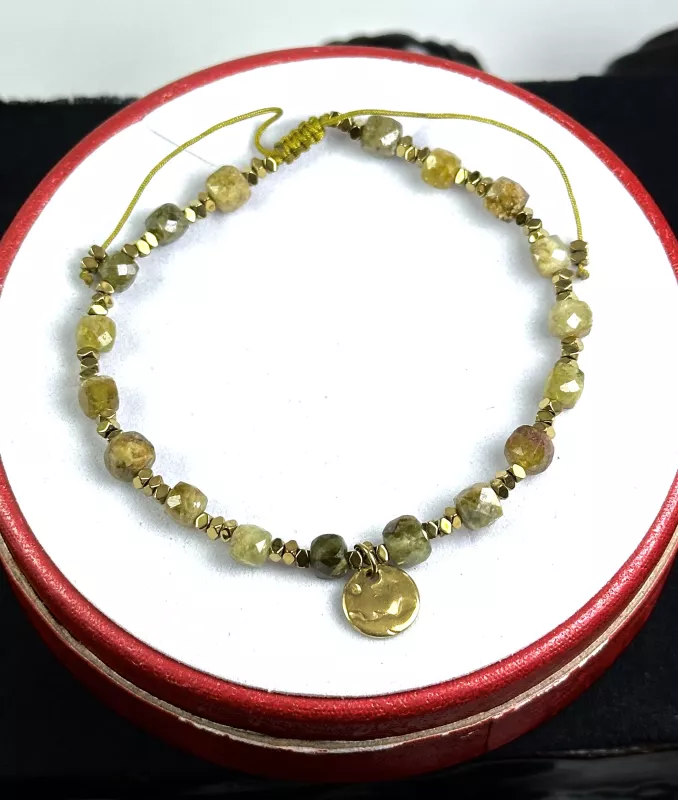 Hesonit Garnet Taşından Sürgülü Bileklik