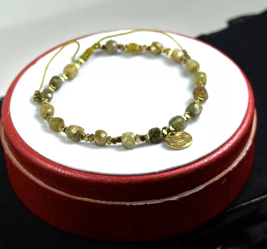 Hesonit Garnet Taşından Sürgülü Bileklik