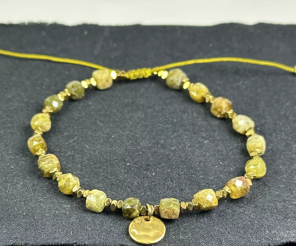 Hesonit Garnet Taşından Sürgülü Bileklik