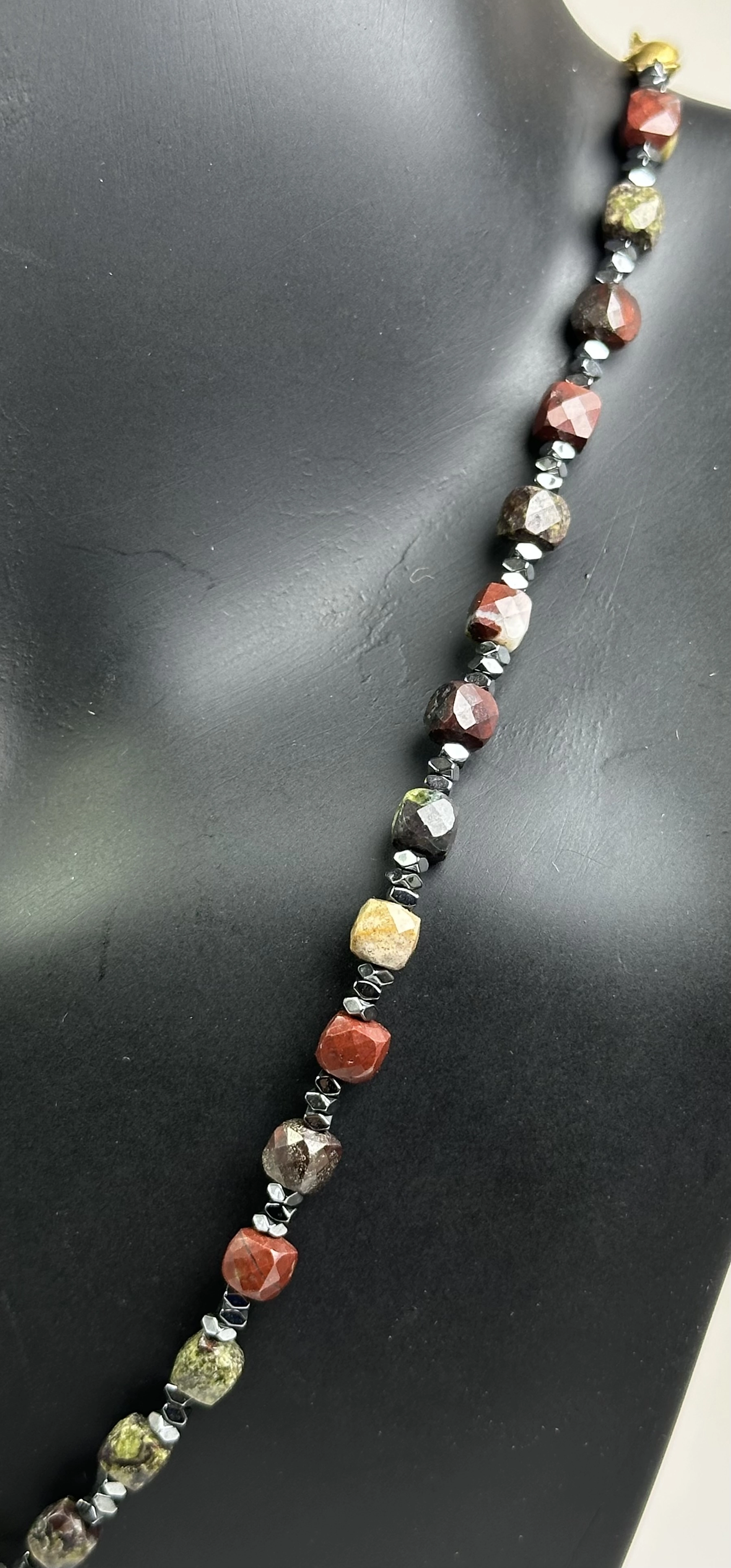 Jasper Taşından Kolye