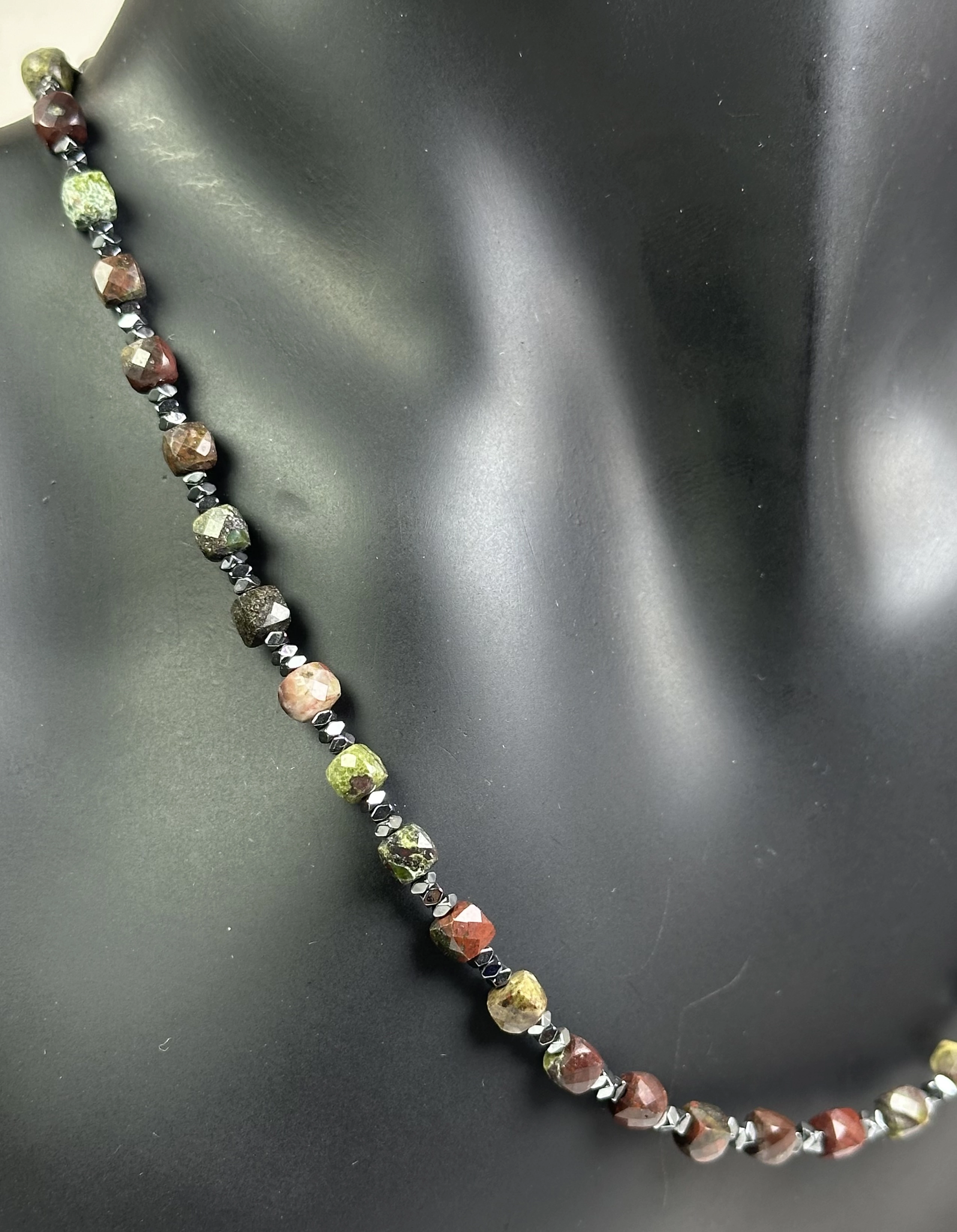 Jasper Taşından Kolye