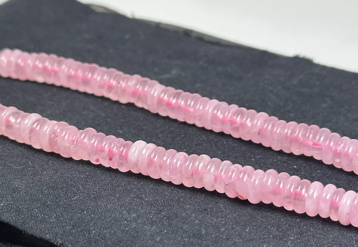 Pembe Kuvars Dizi