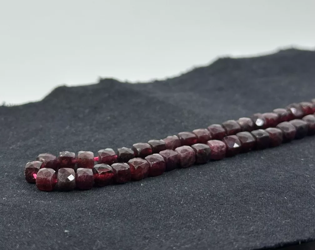 Küp Kesim Garnet Dizi