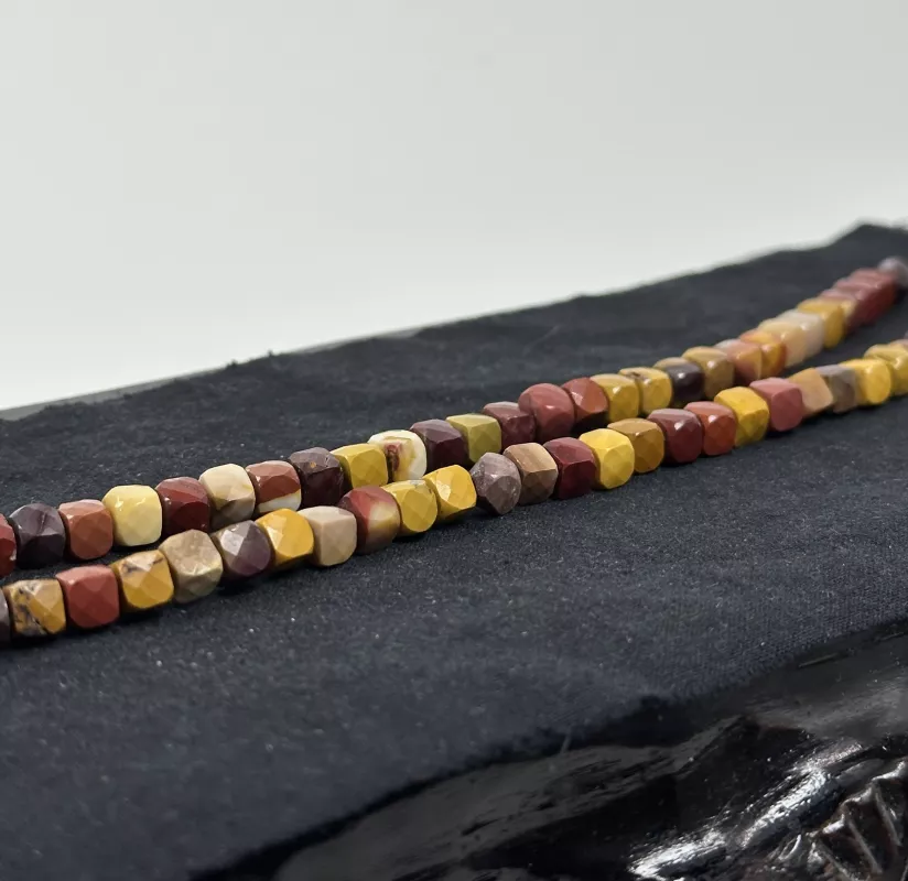 Mookaite Jasper Dizi