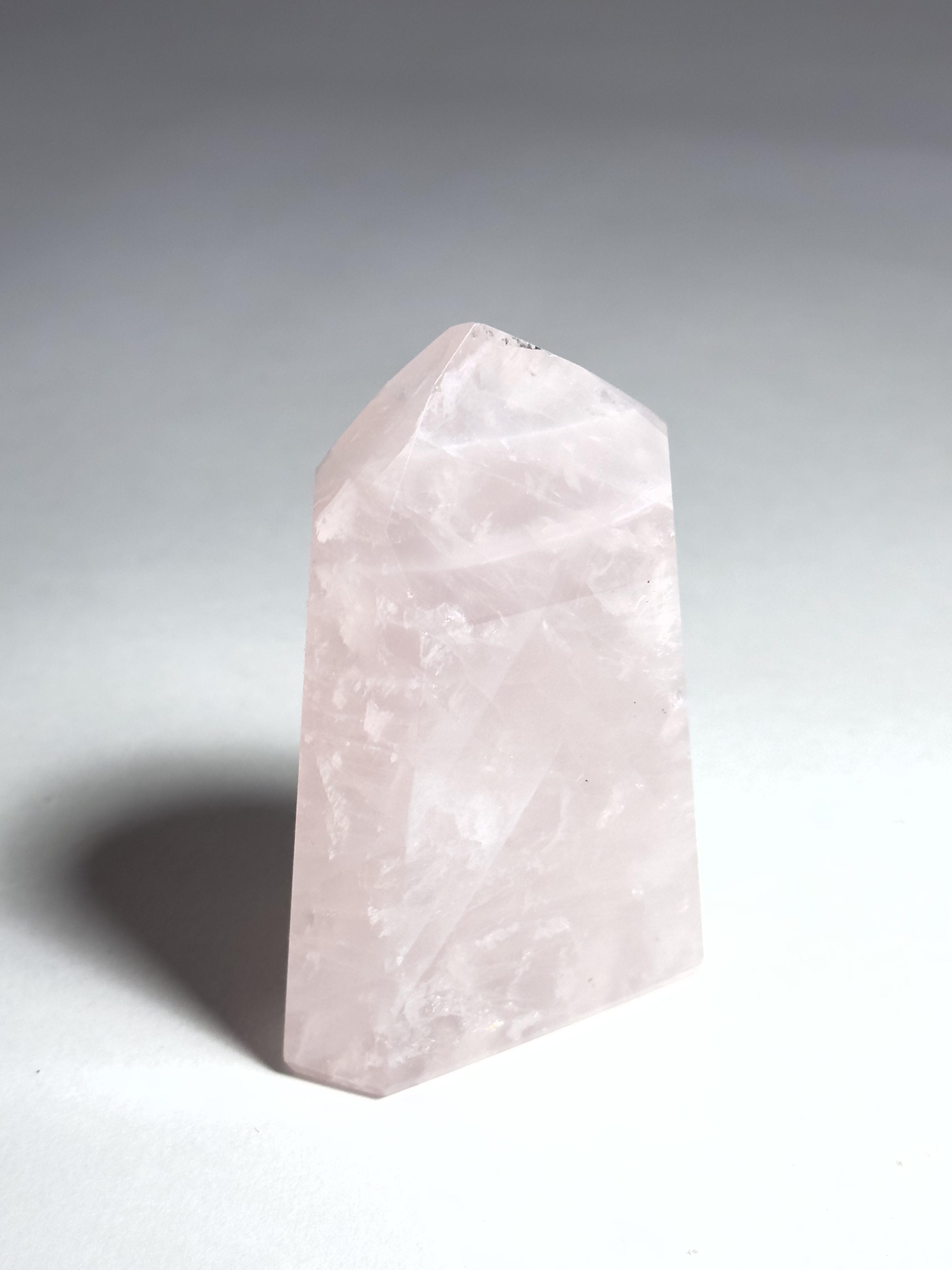 Pembe%20Kuvars%20Taşından%20Kule