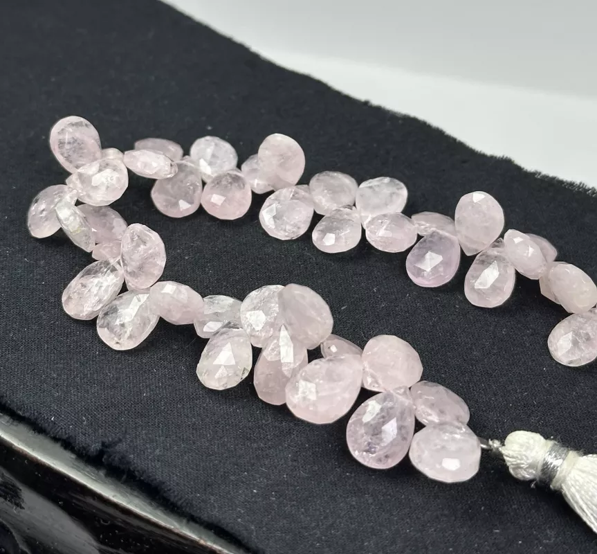 Pembe Kuvars Dizi