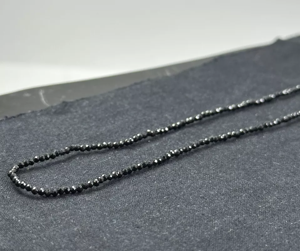 Spinel Dizi (Mikro faset kesim)